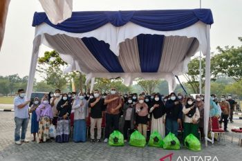 PTPN IV Regional III ringankan beban ratusan warga terdampak asap karhutla