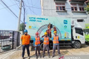 PLN komitmen beri pelayanan llistrik andal di 'Giat Hari Cinta Laut'