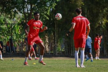 Isenmulang FC dan Java United FC dapat sanksi pengurangan dua poin
