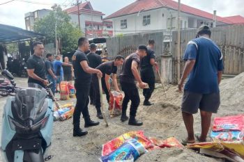 Sambut HUT GPM, Polda Maluku perkuat persaudaraan lewat bakti sosial di rumah ibadah