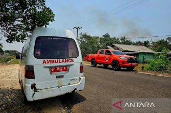 Satgas Karhutla Natuna siapkan ambulans di lokasi kebakaran