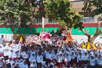 Kementerian ESDM salurkan tambahan dana revitalisasi sekolah di Kabupaten Sigi