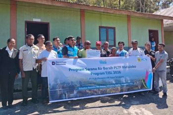 PLN UIP Nusra salurkan bantuan sarana air bersih di Ngada