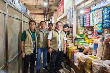 Musim kemarau datang, Bulog Jatim banjiri pasar dengan beras SPHP