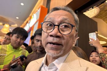 Menko Zulhas tertibkan SPPG yang telat MBG