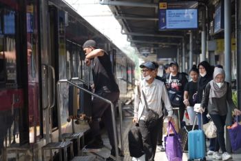 KAI Daop 1 catat ada peningkatan penumpang ke luar Jakarta di tengah erupsi Anak Krakatau