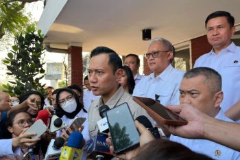 Menko IPK: Ada 2.961 penerbangan terganggu akibat erupsiGAK