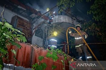 Kebakaran di eks Gedung MNC TV Jakarta Timur diduga akibat korsleting