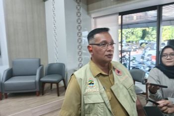 Abu vulkanik Gunung Anak Krakatau tidak sampai ke Jateng