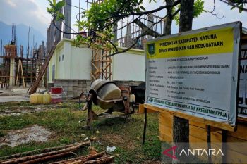 Pemkab Natuna kucurkan Rp1,7 miliar tingkatkan fasilitas SMPN 4
