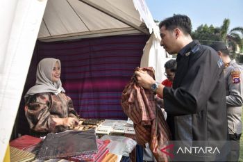 Pemko Sawahlunto memberdayakan keramaian SISSCa menjadi peluang pasar ekraf dan UMKM