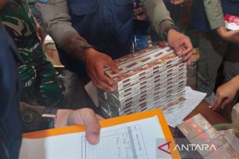 Tim gabungan sita 4.160 batang rokok ilegal di Jepara