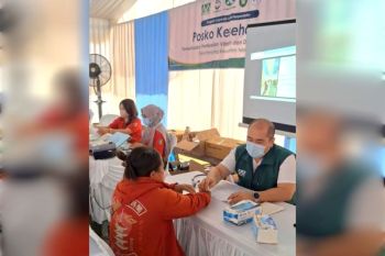 Posko Kesehatan PT Maju Aneka Sawit hadir bantu masyarakat terdampak karhutla
