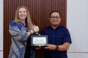 Konjen Australia di Makassar jajaki kerja sama maritim dengan Pelindo
