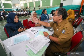 Pemkot Surabaya bantu biaya pendidikan 1.214 mahasiswa