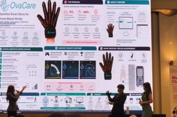 Mahasiswa FKUI berhasil meraih People's Choice Award di Singapura