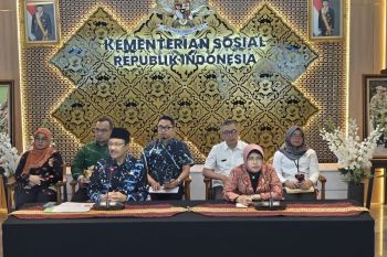 Kemensos: Sempat masuk desil 4, anggota DPR tak pernah terima bansos