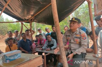 Polres Bangka Barat hentikan tambang liar di DAS Kampak