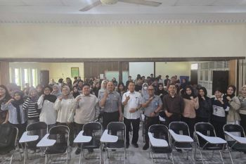 Bekali Mahasiswa KKN, Kanwil Kemenkum Riau perkuat pemahaman penyusunan Peraturan Desa