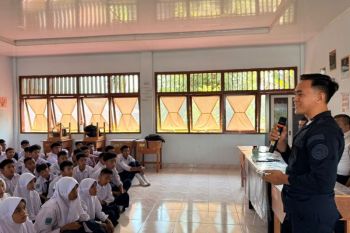 Pelajar Kotamobagu kenal hukum melalui "Rutan Go To School"