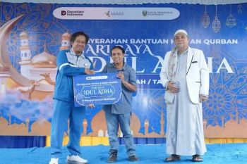 Pusri Salurkan Hewan Kurban Untuk Warga Lingkungan Sekitar Perusahaan