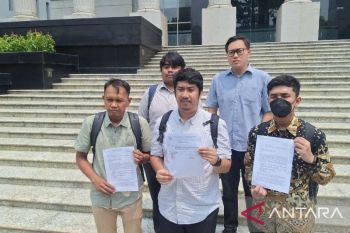 Koalisi sipil desak MK tak tunda putusan uji materi UU TNI