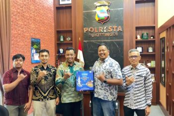 Hari Pelanggan Nasional, PLN UP3 Bukittinggi Pererat Kolaborasi untuk Dukung Layanan Publik