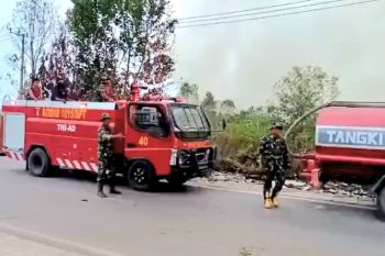 TNI kerahkan 10 mobil tangki perkuat pemadaman karhutla di Kotim