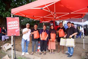 Telkomsel bagikan voucher gratis bagi korban kebakaran di Jayapura