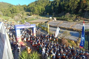 Dompet Dhuafa berpartisipasi dalam Lawu Fun Run 2026 di Magetan