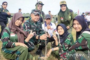 Kodam Mulawarman tanam ratusan ribu pohon peringati HUT TNI