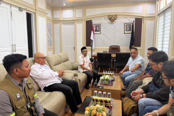 PLN UP3 Ambon perkuat pelayanan dan sinergi kelistrikan di Pulau Buru