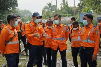 KAI Divre II Sumbar Perkuat Keselamatan Operasional melalui Cek Lintas Jalur Kereta Api