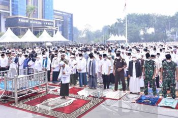 Pemkot Jambi gelar salat istisqa, ikhtiar hadapi kemarau panjang dan kabut asap