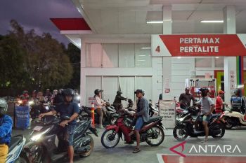 Govt keeps subsidized fuel prices unchanged