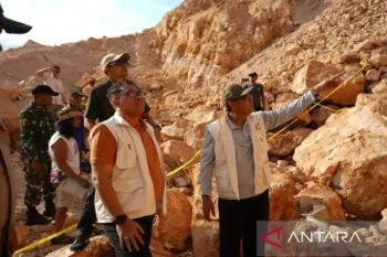 Sumbawa govt halts illegal mining after three killed