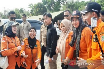 Wapres Gibran: Kepala daerah harus hadir di lapangan tangani karhutla