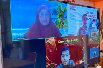 KPU Tanah Datar : Knowledge Sharing dan Diskusi Buku Lapau Ruang Diplomasi Politik Masyarakat