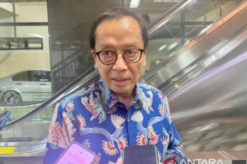 Mass bank account opening can strengthen financial literacy: OJK
