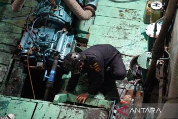 KM Cahaya Al Khair dicegat angkut ratusan paket tanpa dokumen pabean