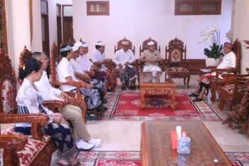 Gubernur Koster minta PDHI bantu edukasi lebih masif ke masyarakat terkait rabies