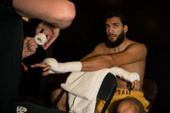 WBO perintahkan lelang hak promosi duel Sheeraz lawan Alimkhanuly