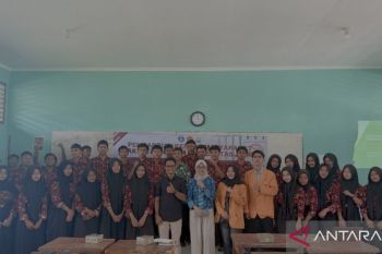 Unja gelar penyuluhan hukum kawasan tanpa rokok di SMA 1 Muaro Jambi dukung SDGs 4 pendidikan berkualitas