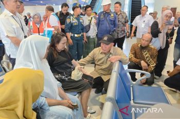 Menjaga asa di tengah pencarian KMP Virgo Transport 8