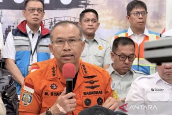 Basarnas: 22 armada laut-udara cari 129 korban kecelakaan Kapal Virgo