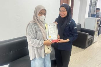 Kanwil Kemenkum Babel serahkan Sertifikat Apostille ke Korea Selatan
