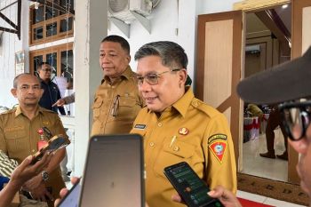 Wali Kota Ambon minta DPRD dan Pemkot kaji dampak galian C