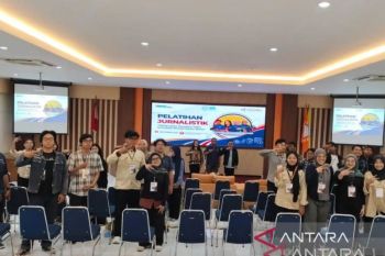 LKBN ANTARA perkuat kompetensi pers mahasiswa UNS