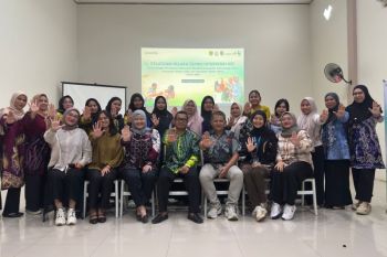 Adaro - YABN perkuat kapasitas kader percepatan penurunan stunting