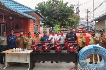 BRK Syariah perkuat kesiapsiagaan Anambas, serahkan pompa dan tangki air untuk masyarakat